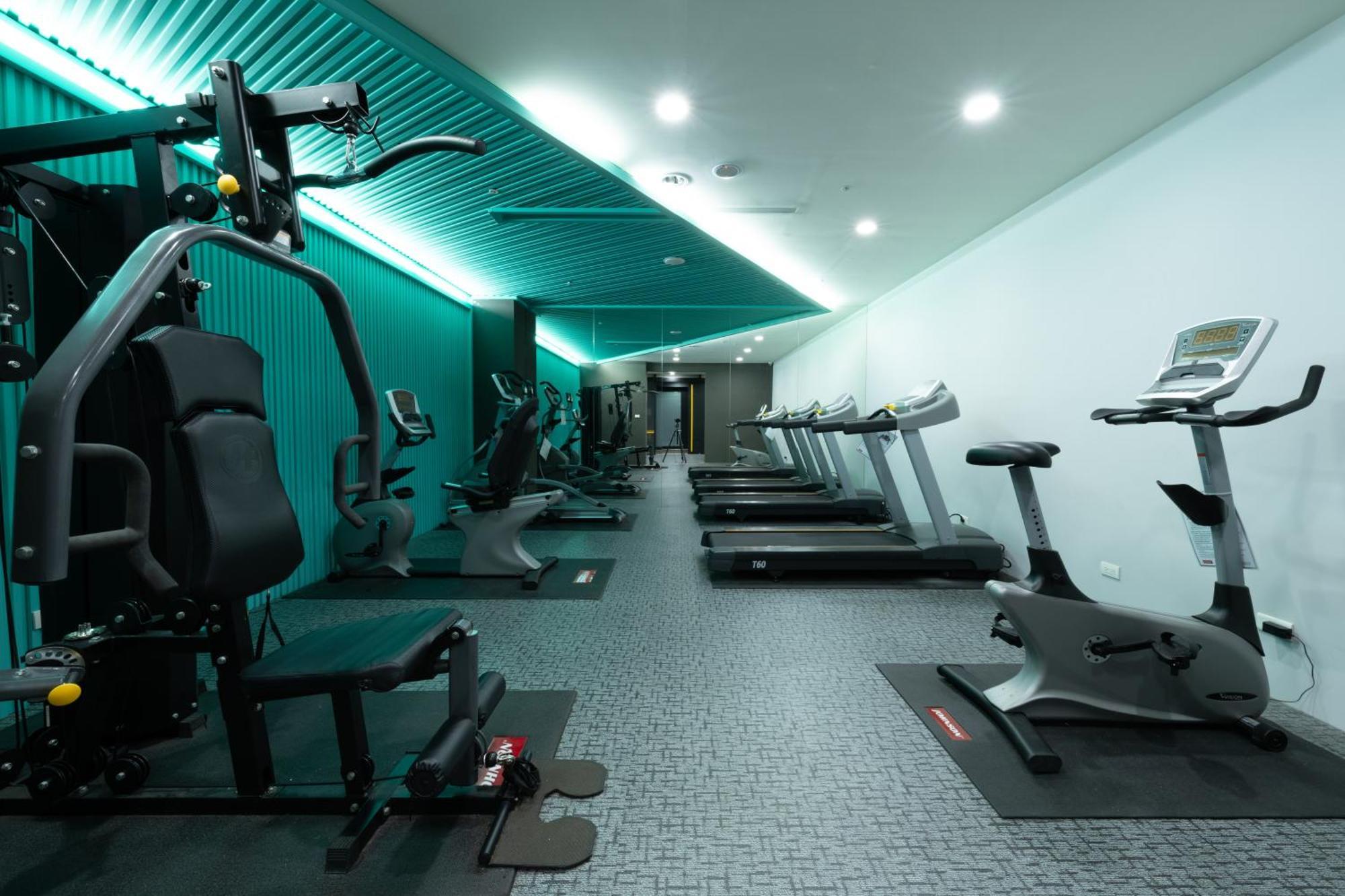 Ningcui Business Hotel Đài Trung Ngoại thất bức ảnh