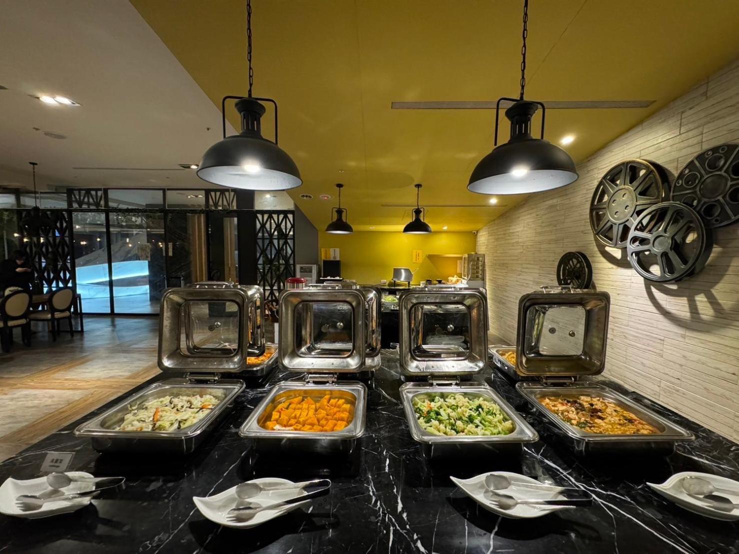 Ningcui Business Hotel Đài Trung Ngoại thất bức ảnh