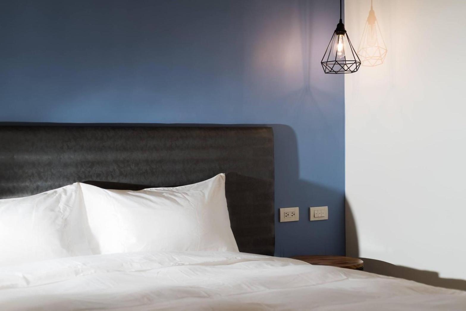 Ningcui Business Hotel Đài Trung Ngoại thất bức ảnh