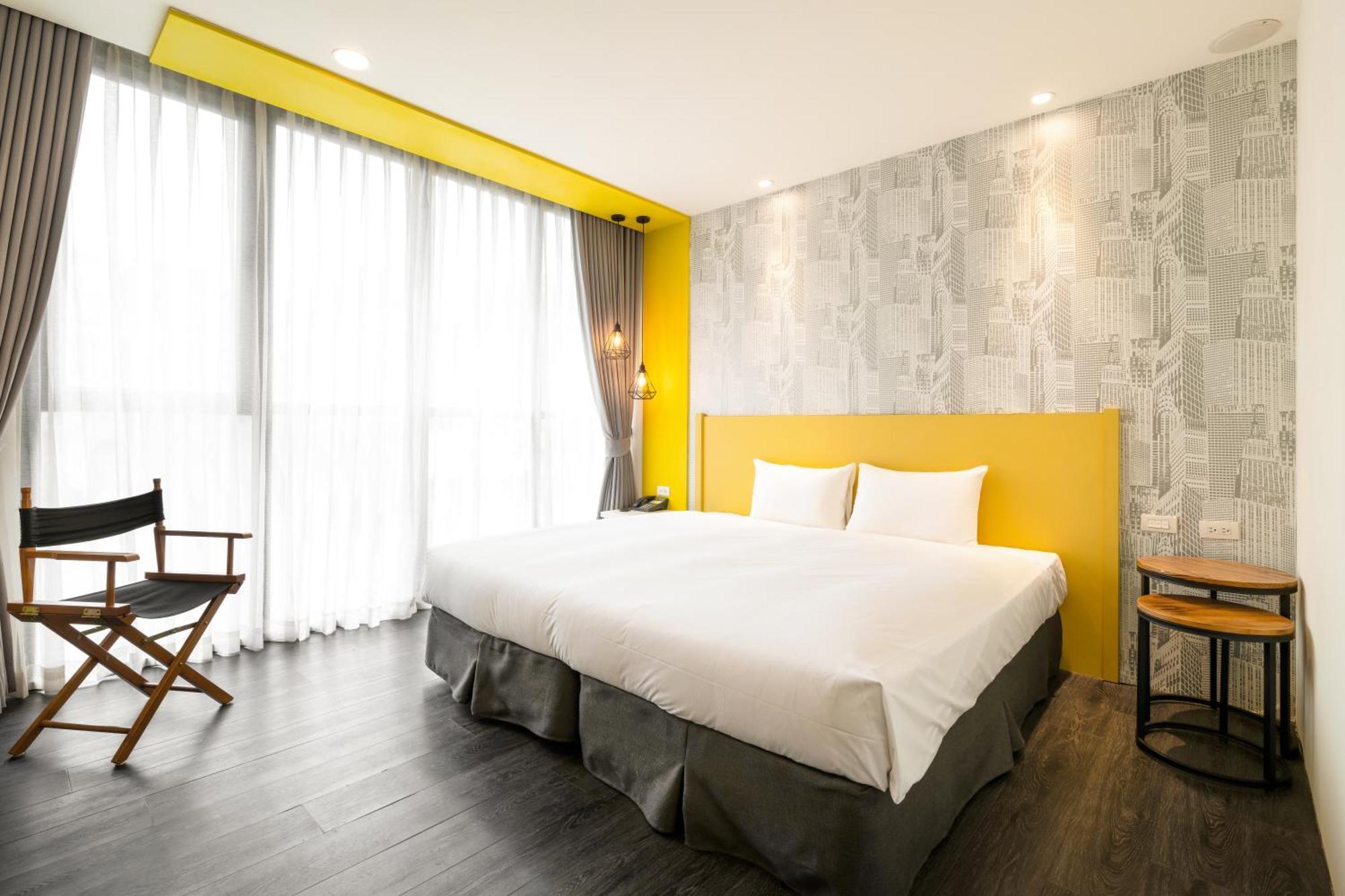 Ningcui Business Hotel Đài Trung Ngoại thất bức ảnh