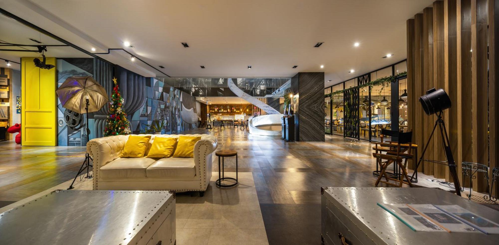 Ningcui Business Hotel Đài Trung Ngoại thất bức ảnh